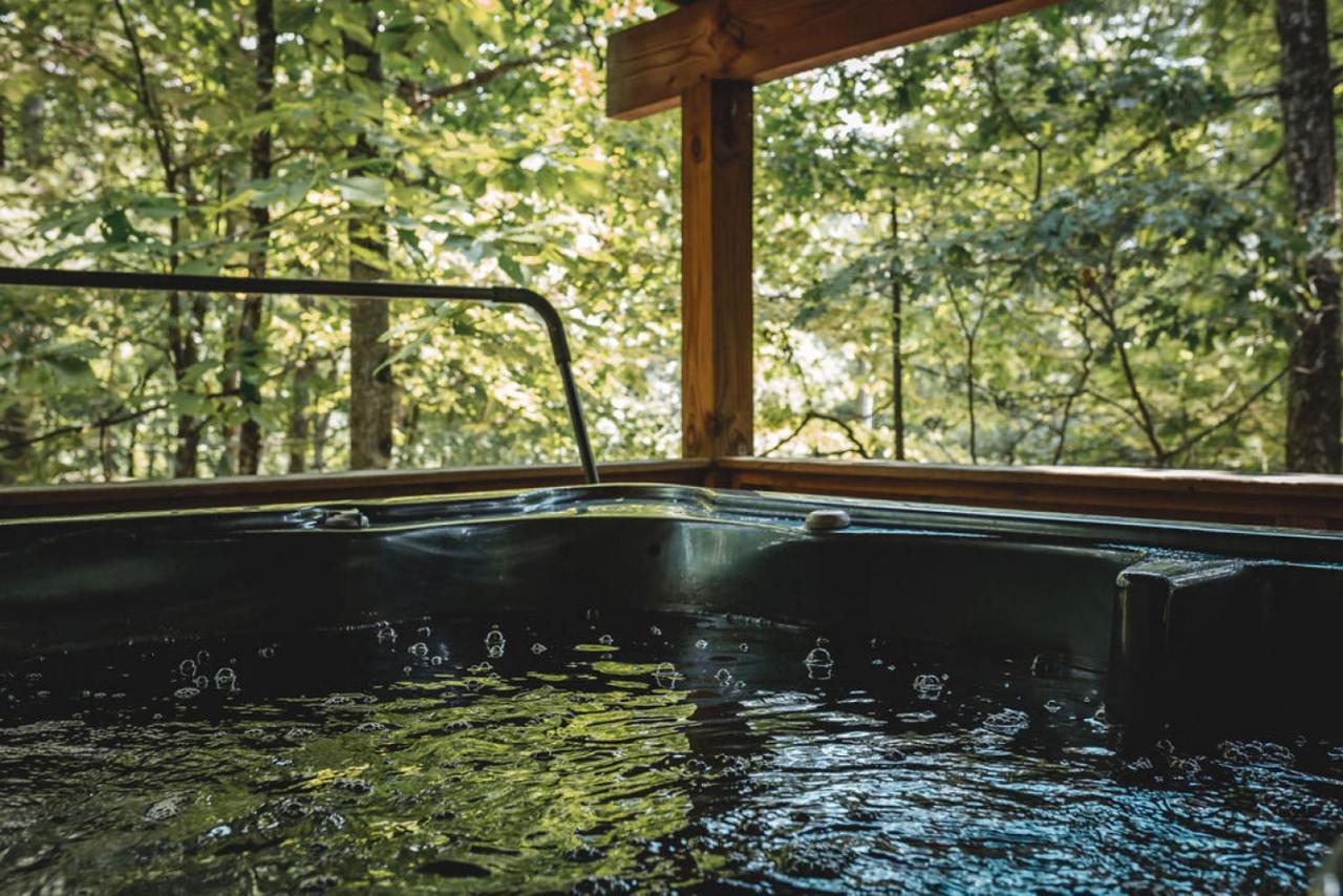 Deer Run Cabin At 36 North - Hot Tub Villa Purlear Exterior photo